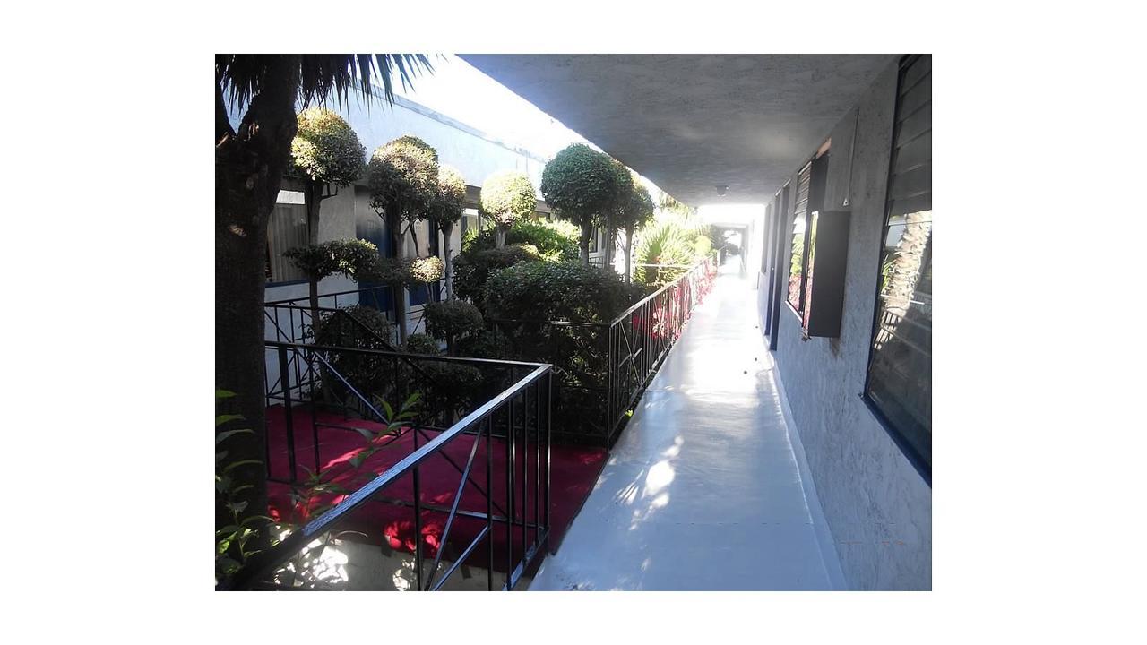 Crown Airport Hotel Inglewood Luaran gambar